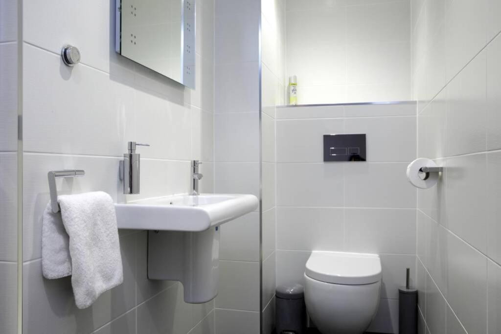 Turtle Apartment Edimburgo Esterno foto